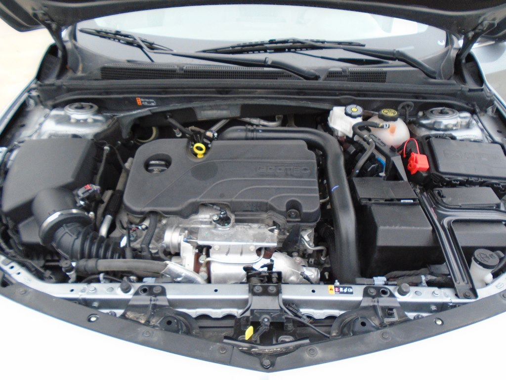 Photo 57 of this CHEVROLET MALIBU