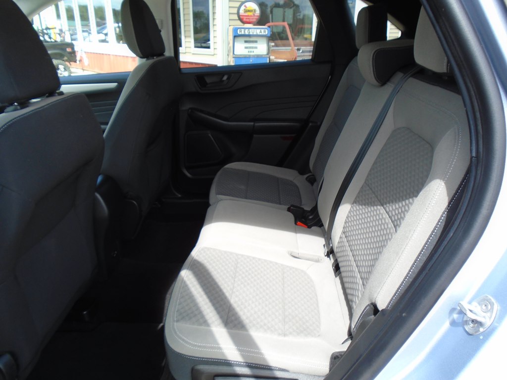 Photo 26 of this FORD ESCAPE