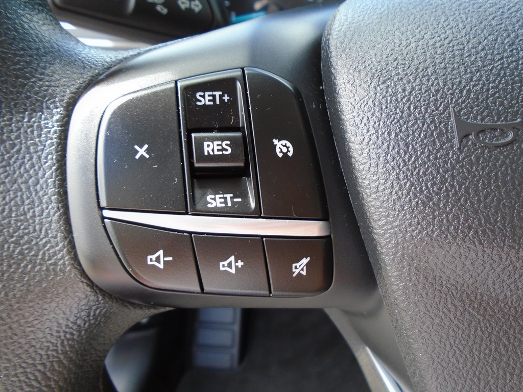 Photo 16 of this FORD ESCAPE