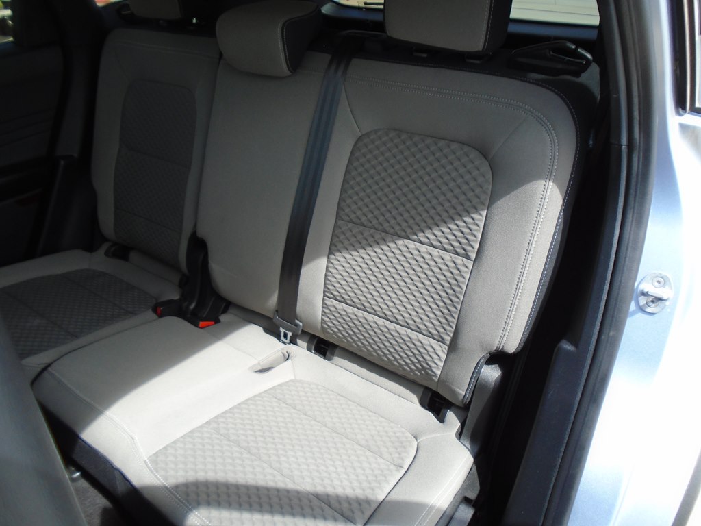 Photo 28 of this FORD ESCAPE