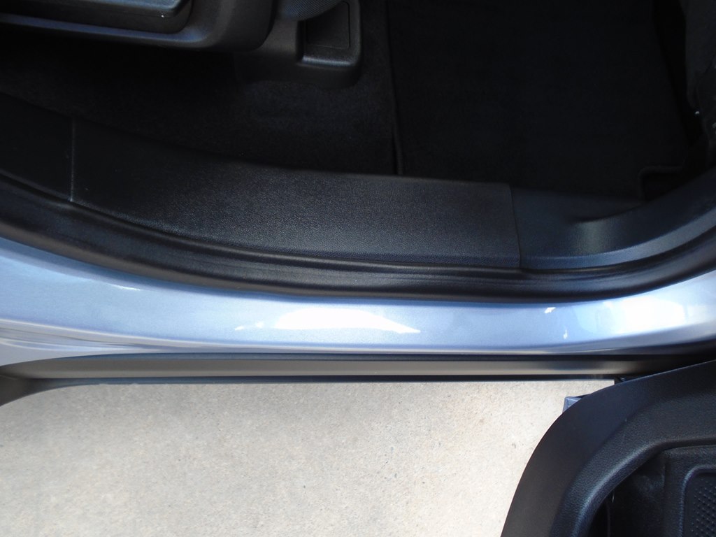 Photo 45 of this FORD ESCAPE