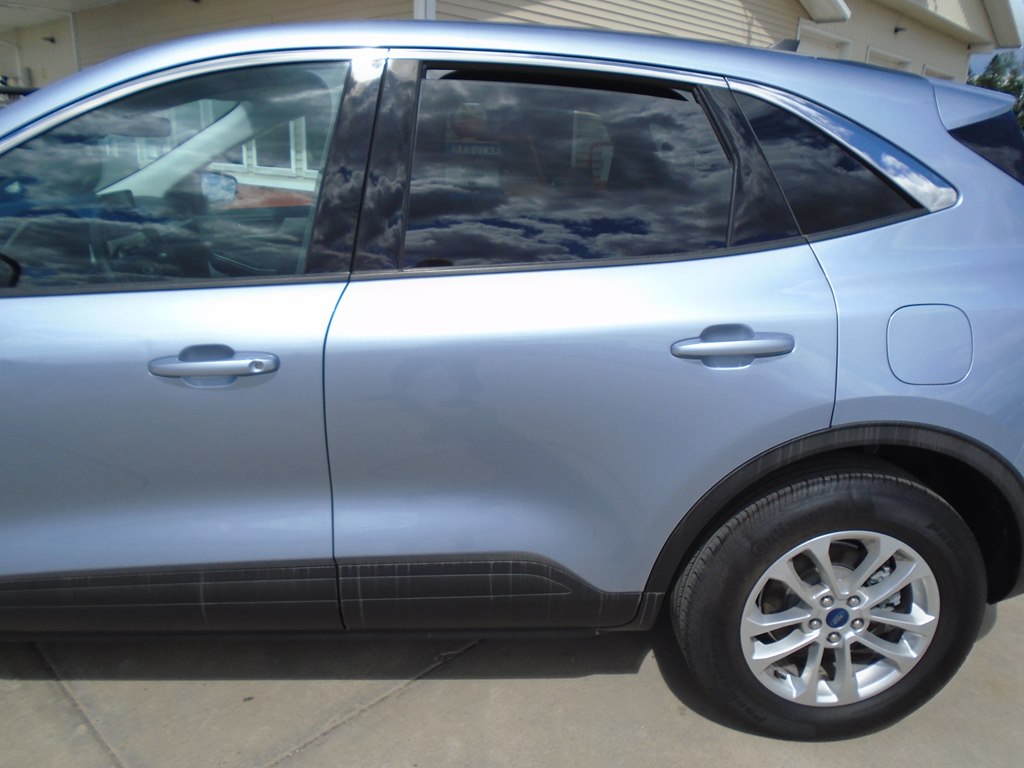 Photo 4 of this FORD ESCAPE
