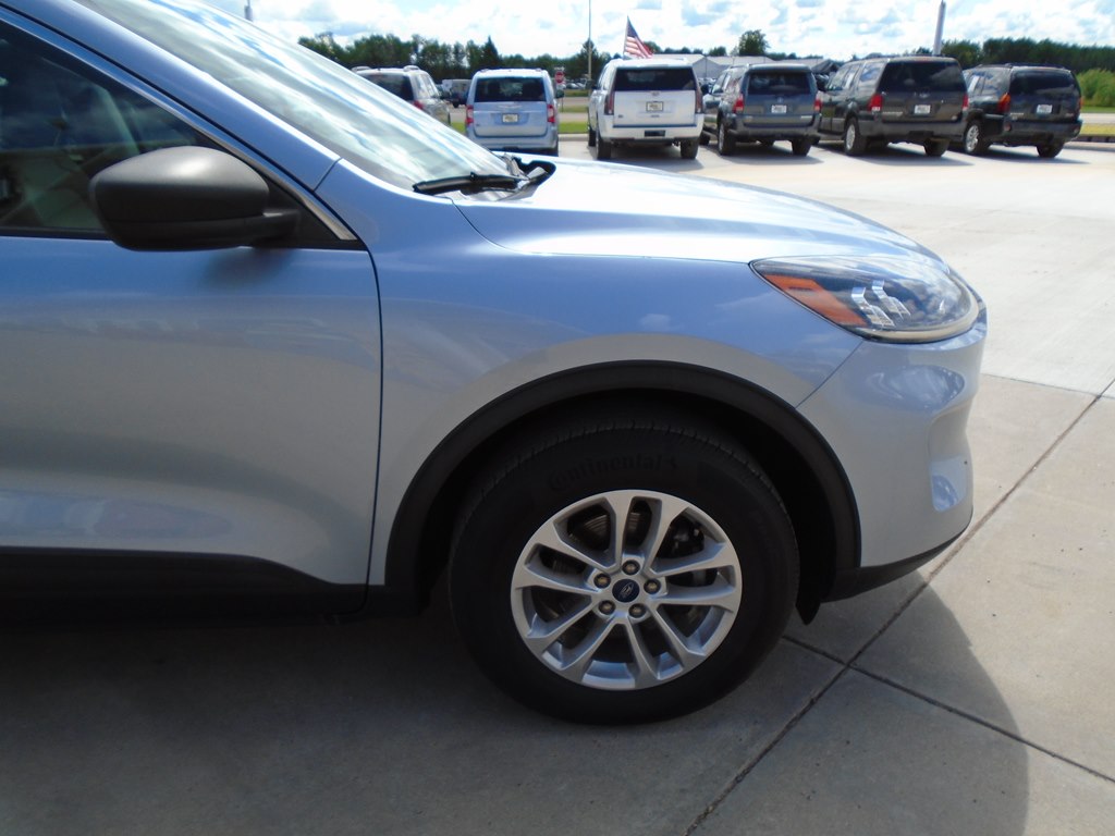 Photo 8 of this FORD ESCAPE