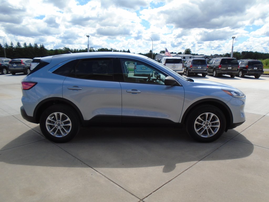 Photo 7 of this FORD ESCAPE