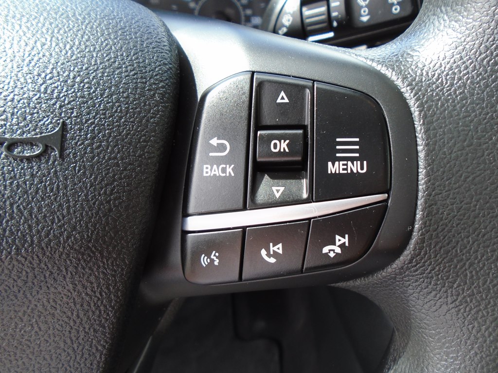 Photo 17 of this FORD ESCAPE
