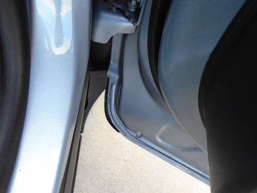 Photo 37 of this FORD ESCAPE