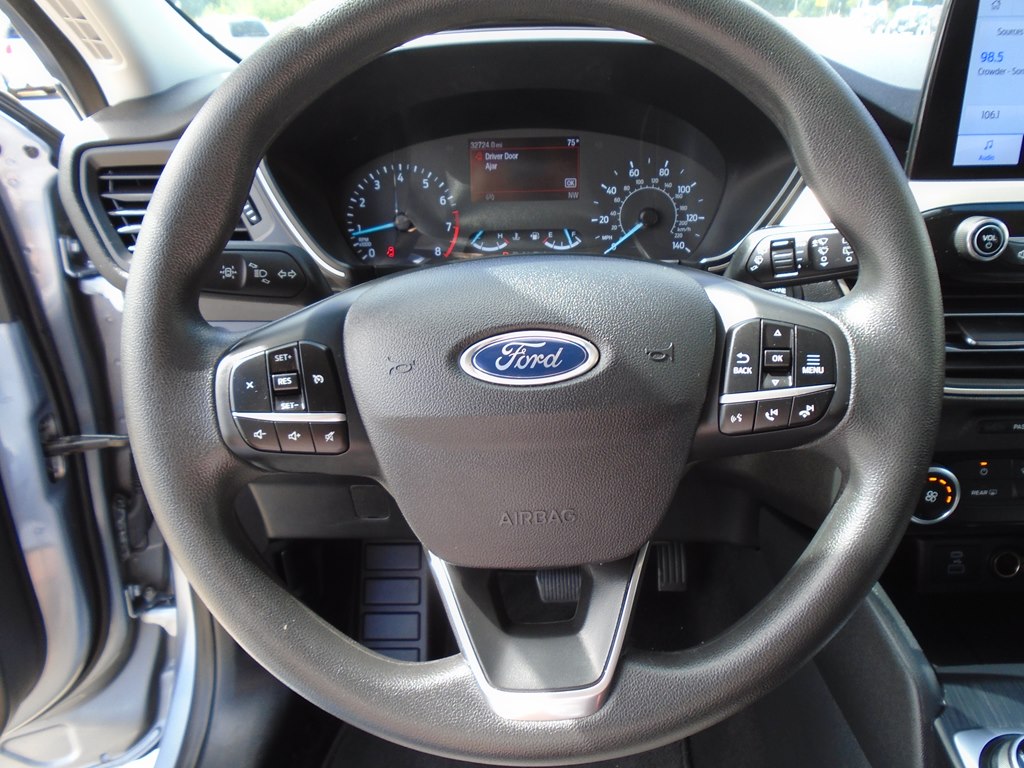 Photo 15 of this FORD ESCAPE