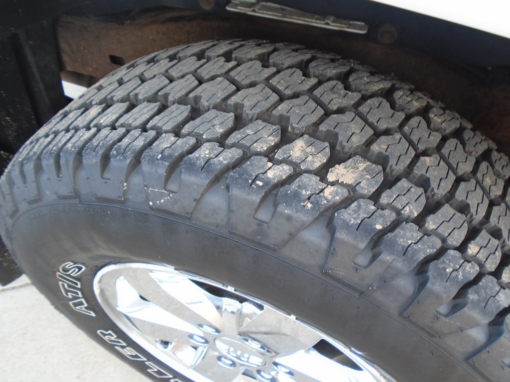 Photo 64 of this GMC CANYON