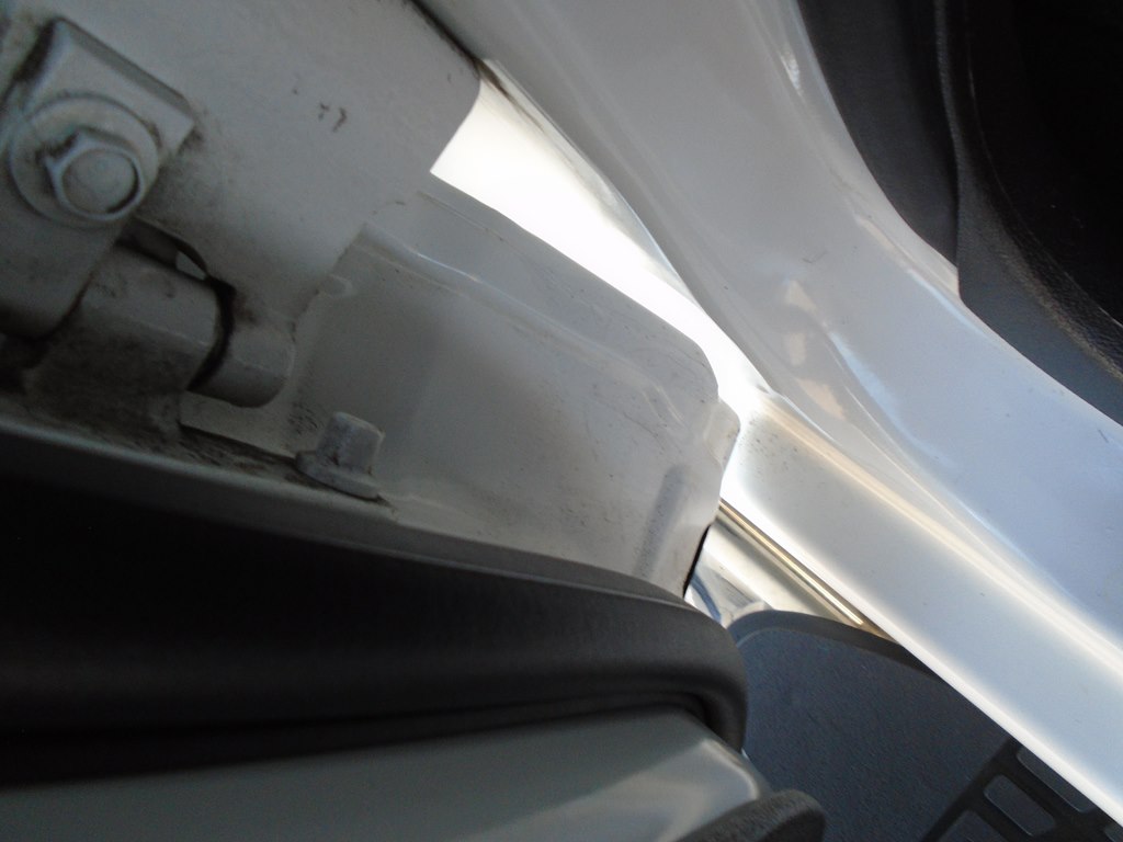 Photo 27 of this GMC CANYON