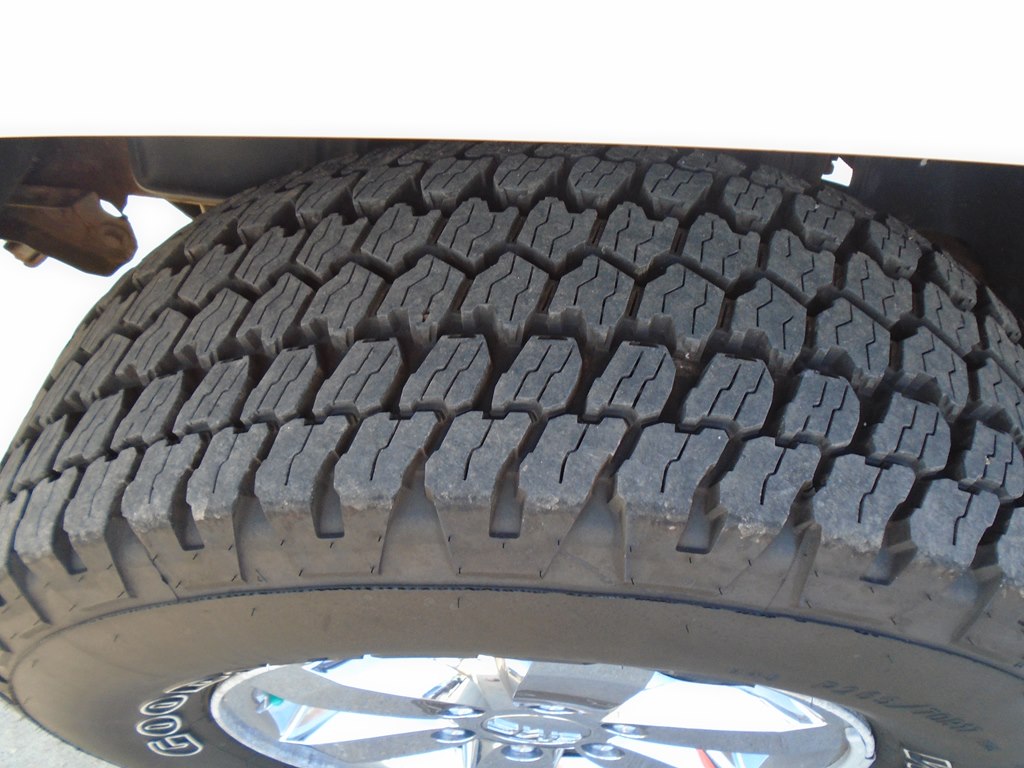 Photo 61 of this GMC CANYON