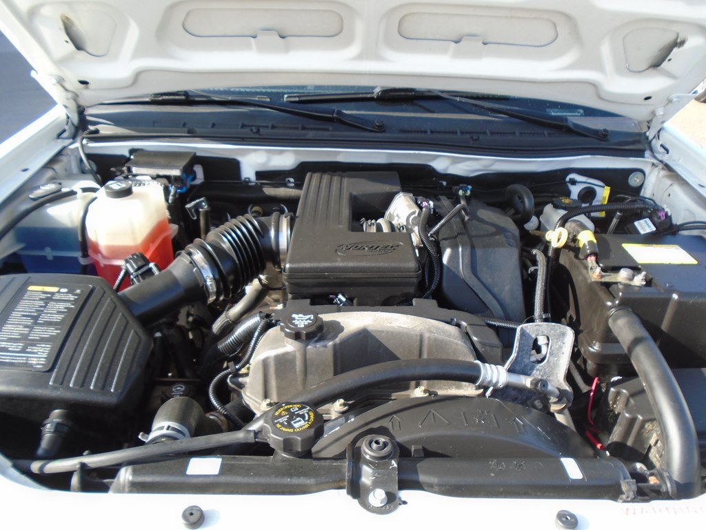 Photo 59 of this GMC CANYON