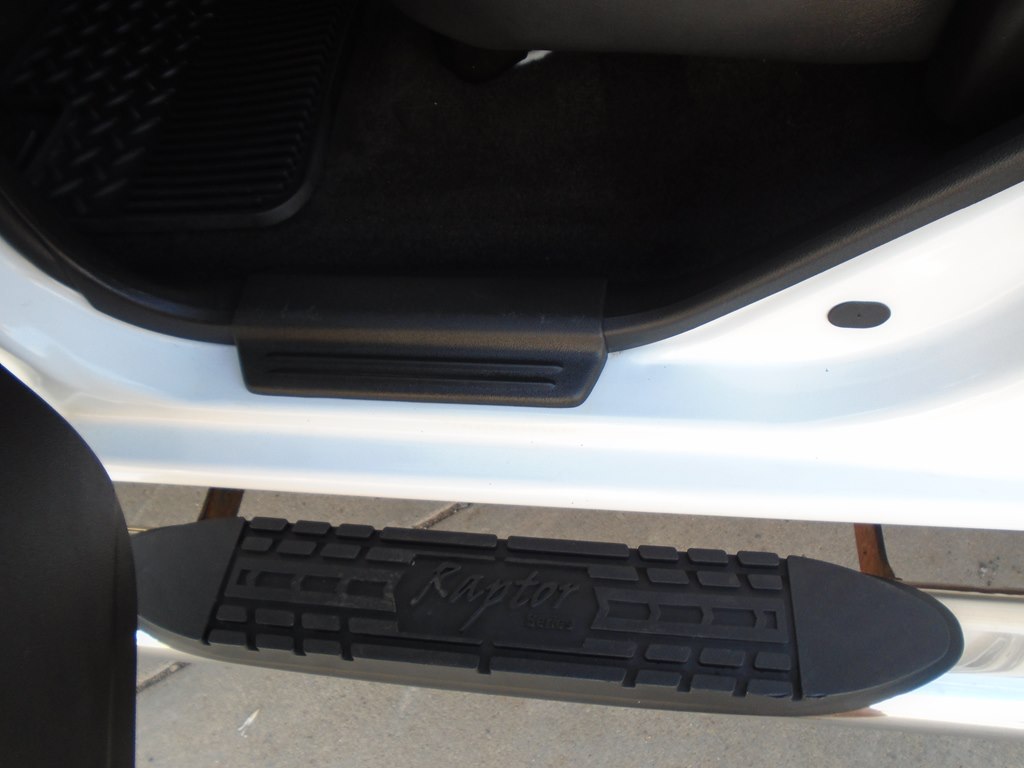 Photo 28 of this GMC CANYON