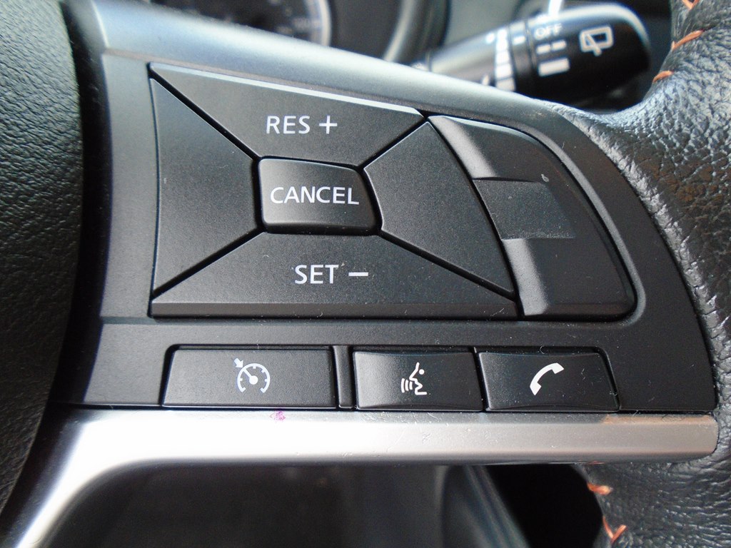 Photo 48 of this NISSAN KICKS