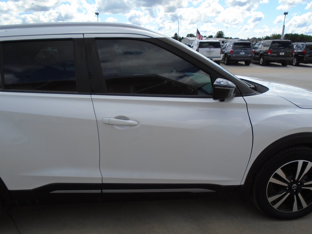 Photo 9 of this NISSAN KICKS