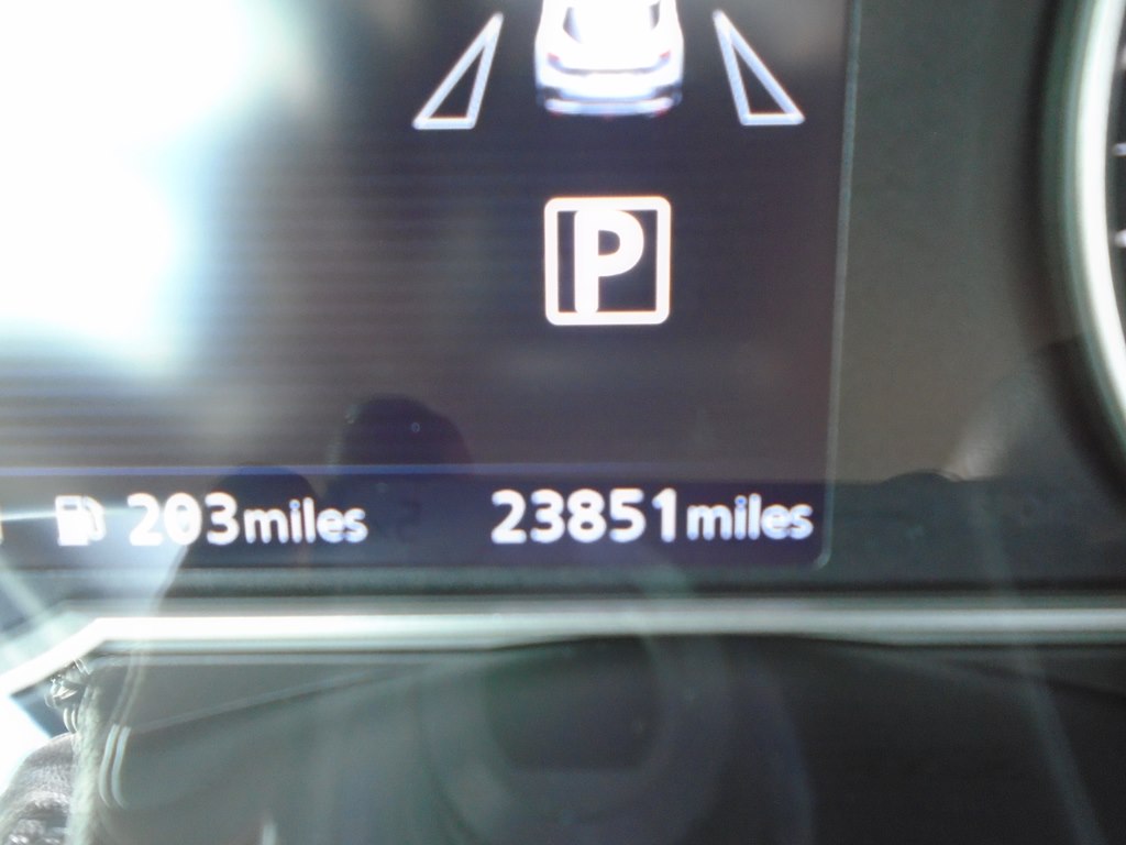 Photo 50 of this NISSAN KICKS