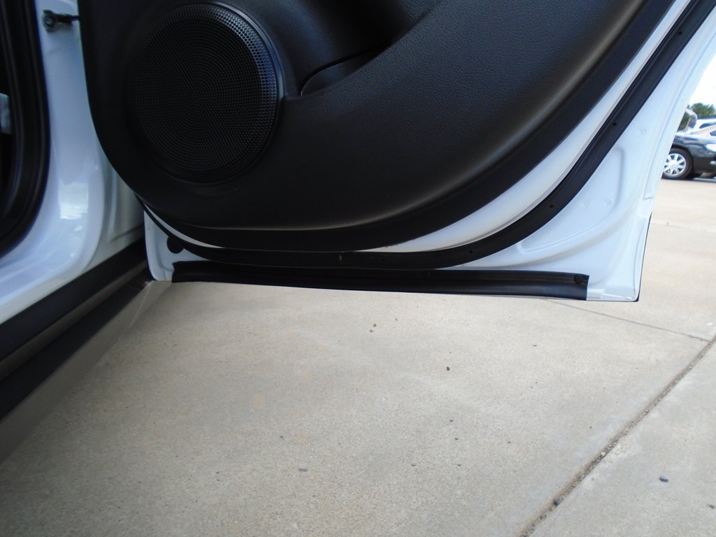 Photo 45 of this NISSAN KICKS