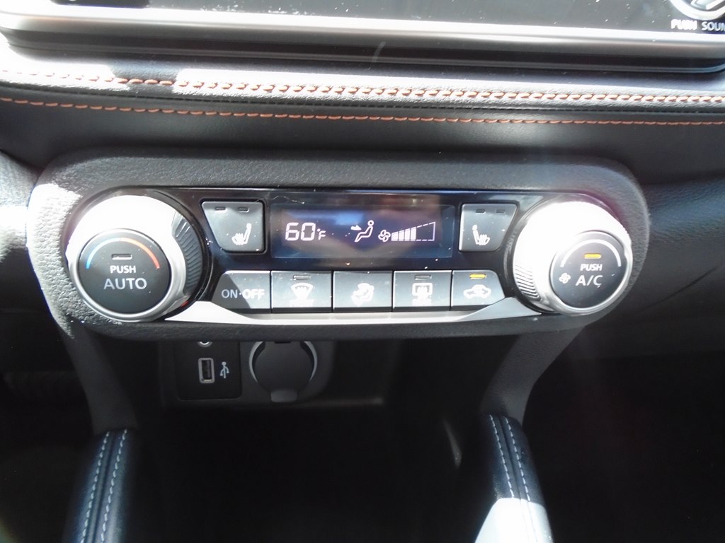 Photo 53 of this NISSAN KICKS