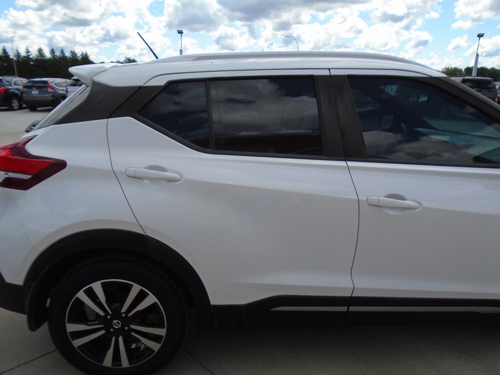 Photo 10 of this NISSAN KICKS