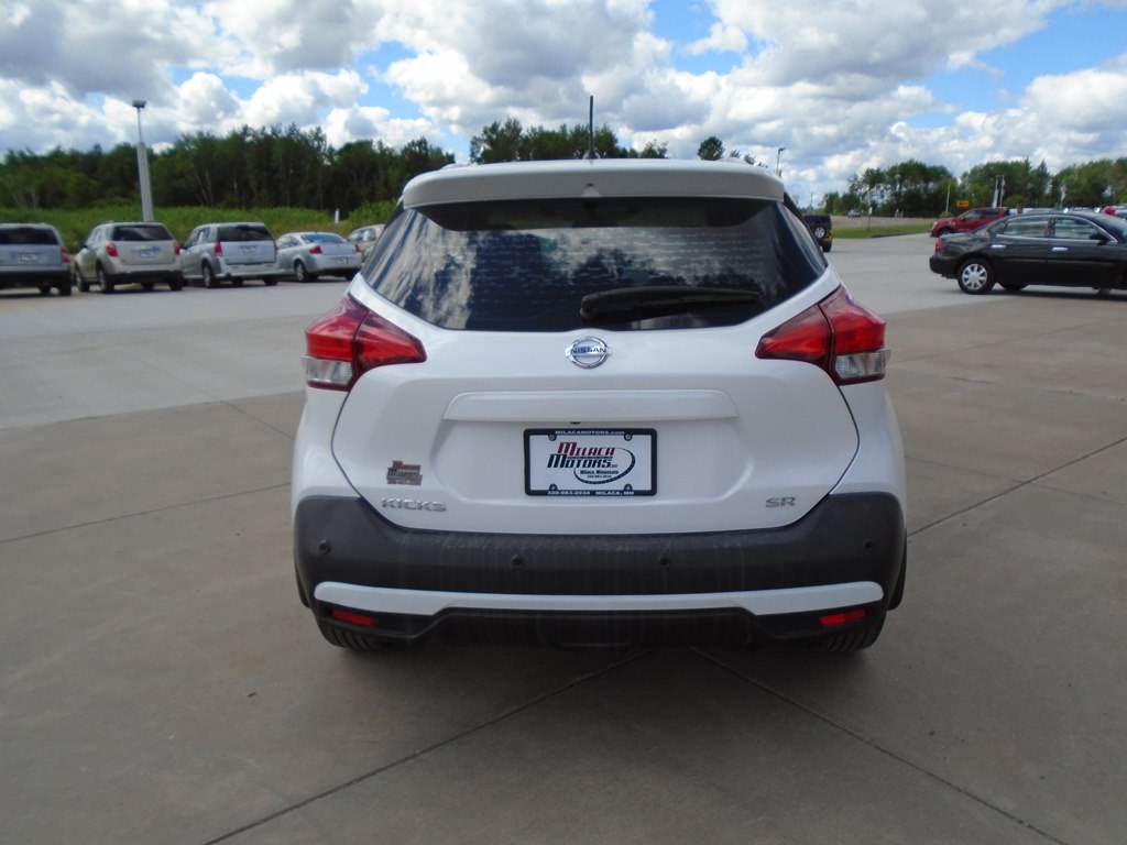 Photo 12 of this NISSAN KICKS