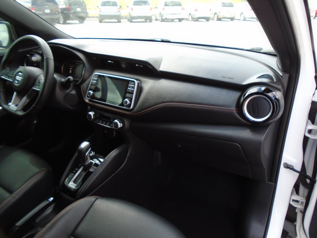 Photo 32 of this NISSAN KICKS