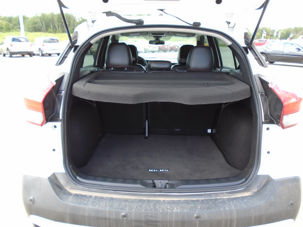 Photo 14 of this NISSAN KICKS