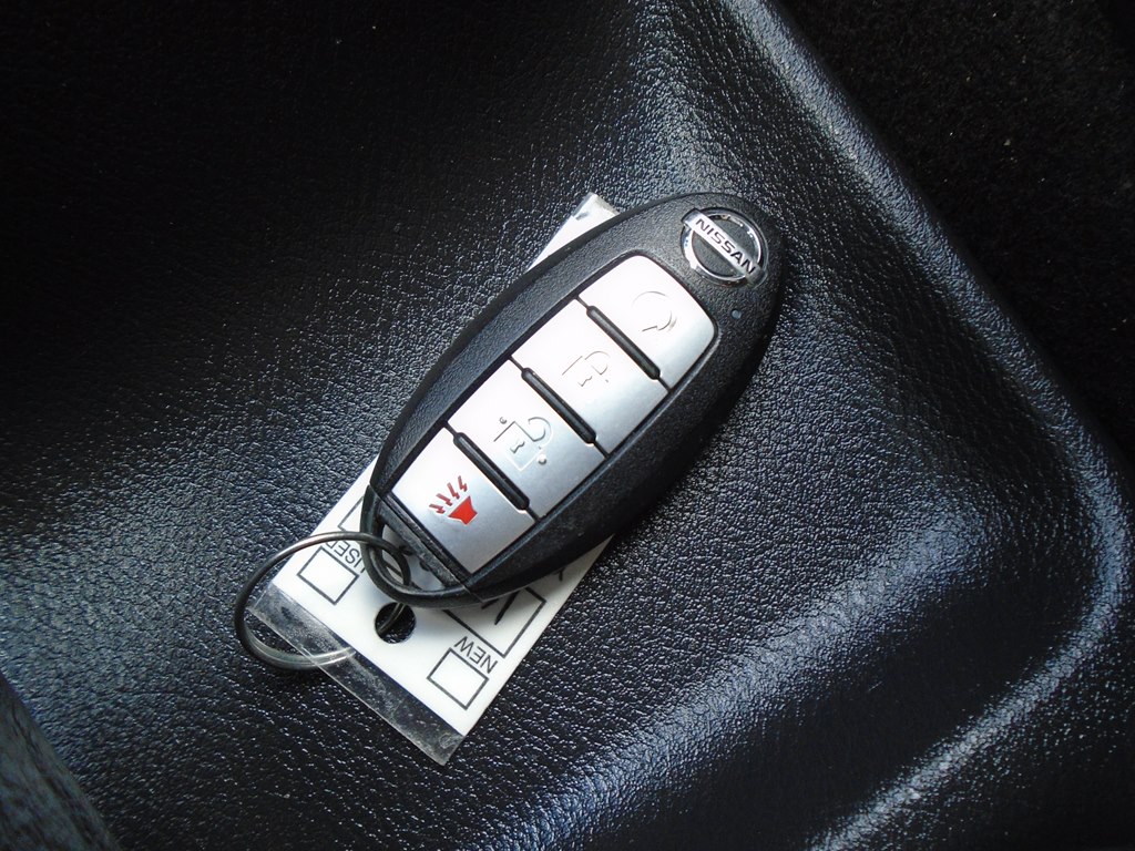 Photo 56 of this NISSAN KICKS