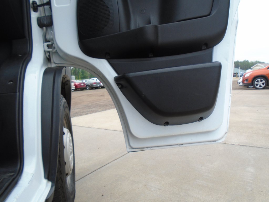 Photo 46 of this RAM PROMASTER 2500