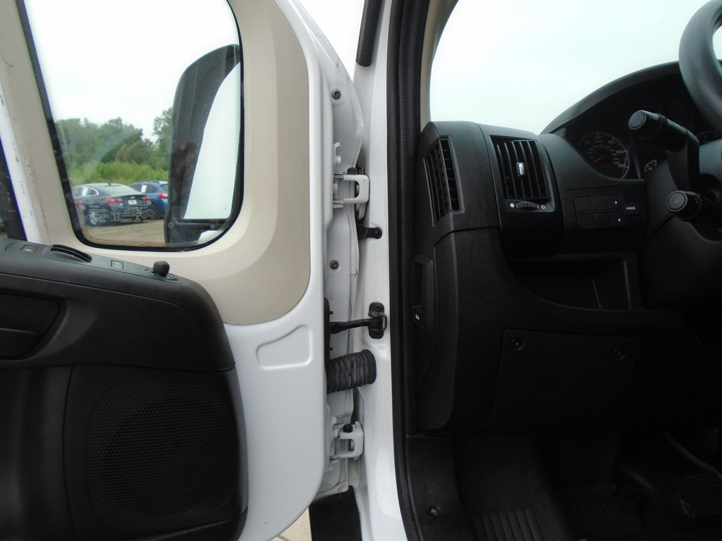 Photo 25 of this RAM PROMASTER 2500