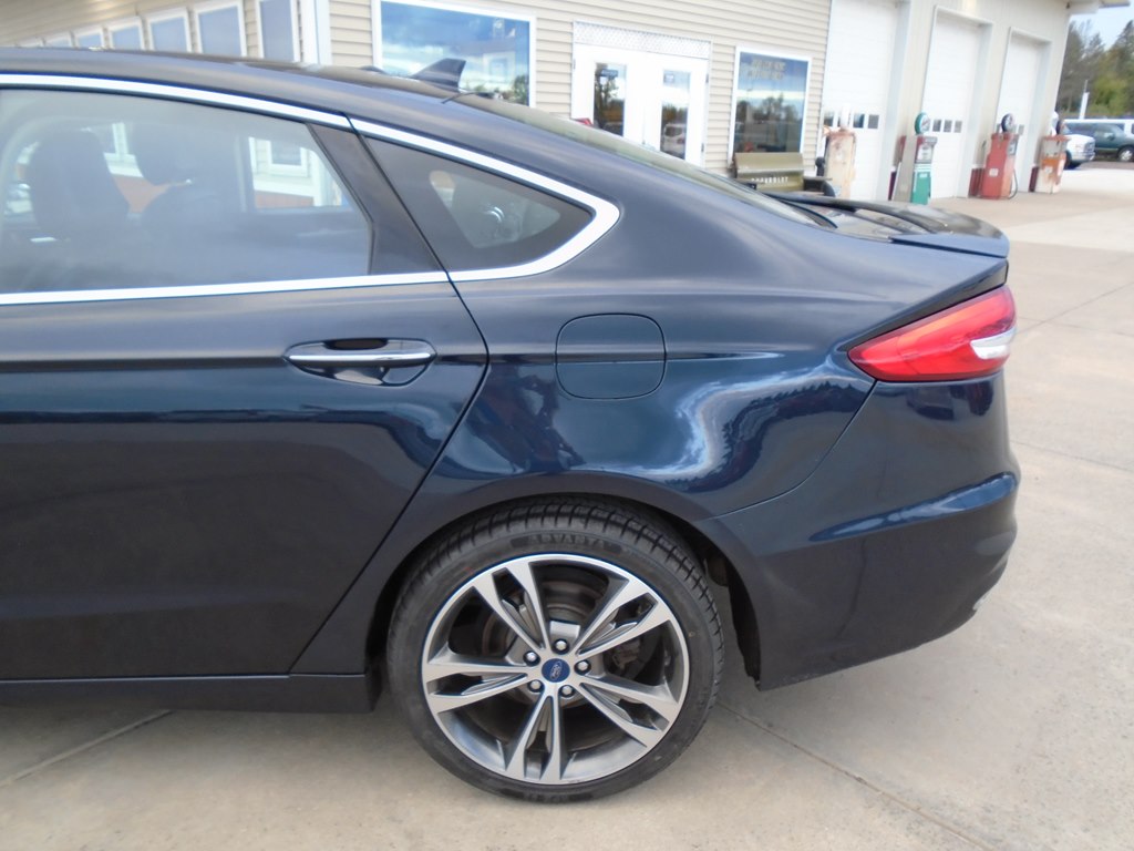 Photo 5 of this FORD FUSION