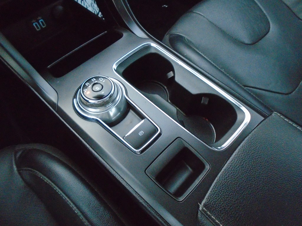 Photo 56 of this FORD FUSION