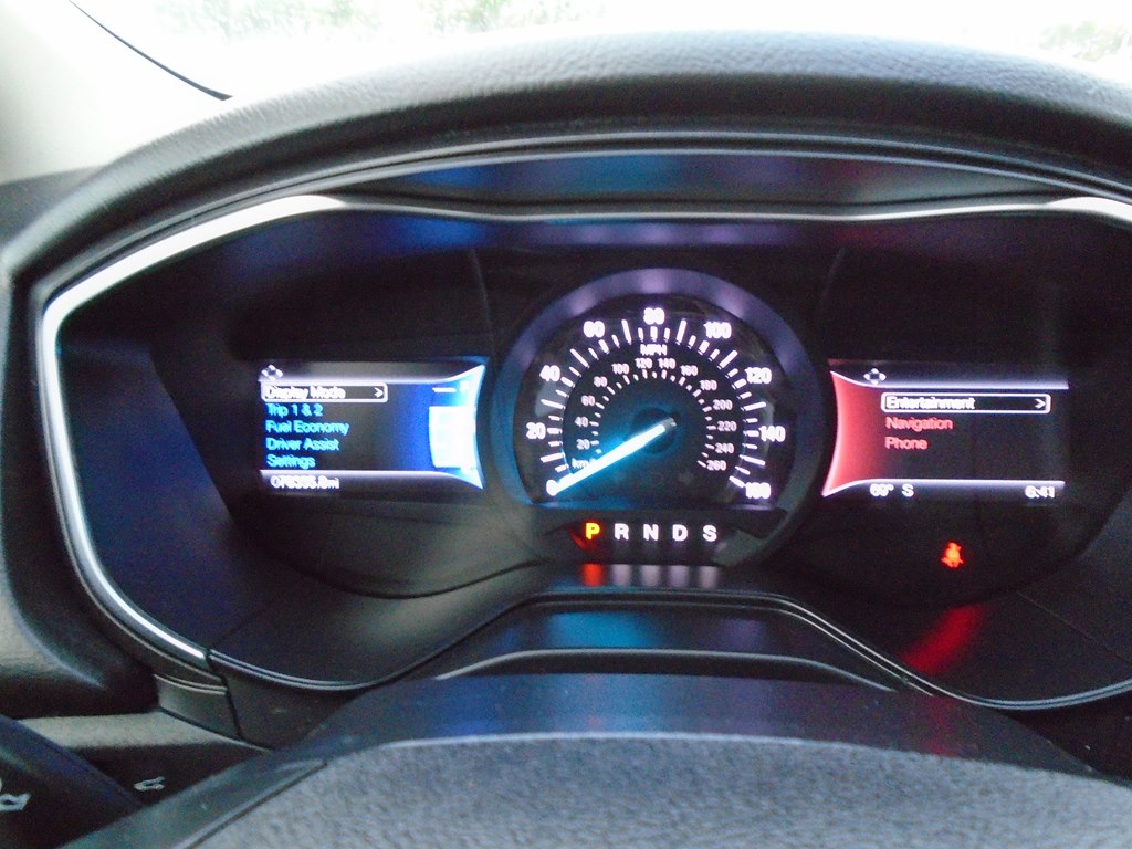 Photo 49 of this FORD FUSION