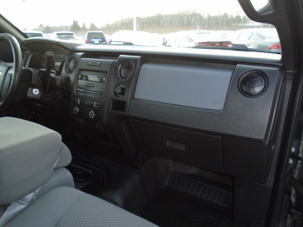 Photo 23 of this FORD F150