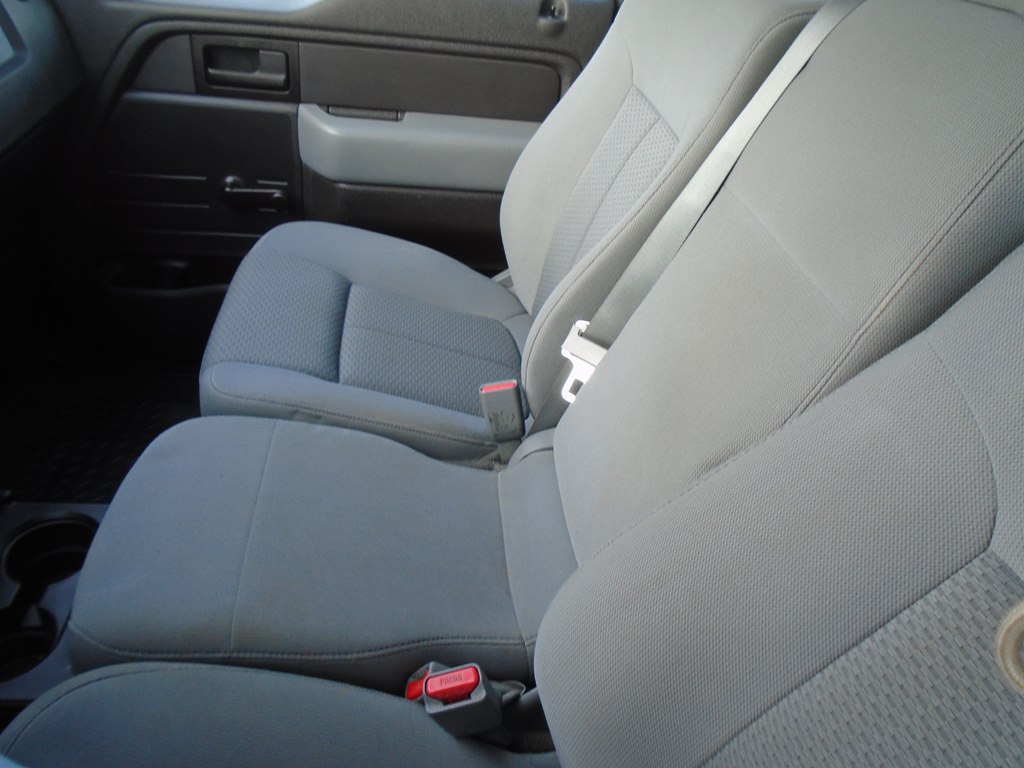 Photo 38 of this FORD F150