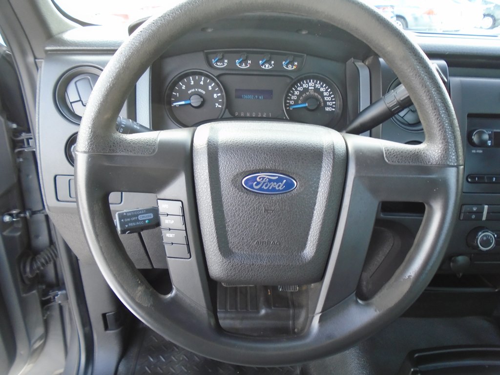 Photo 30 of this FORD F150