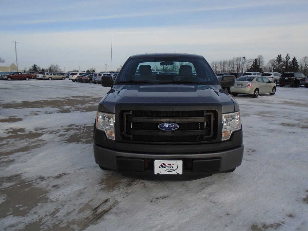 Photo 5 of this FORD F150