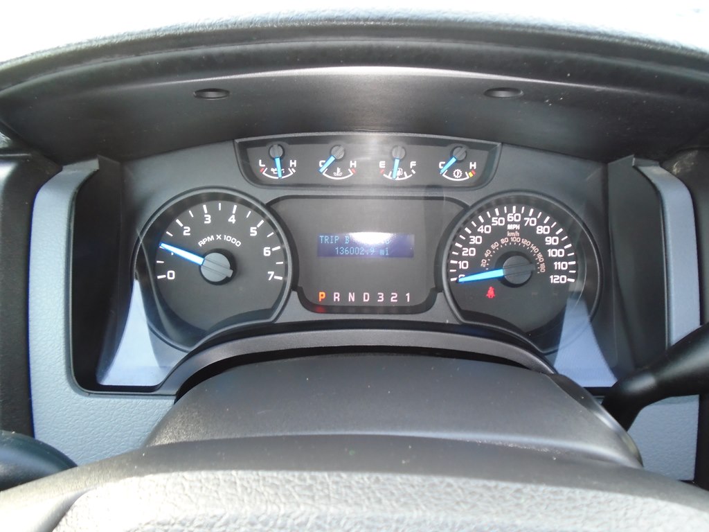 Photo 34 of this FORD F150