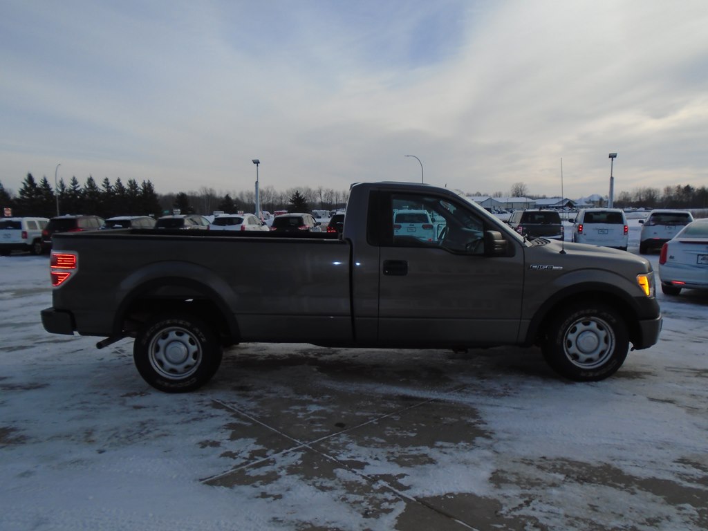 Photo 6 of this FORD F150