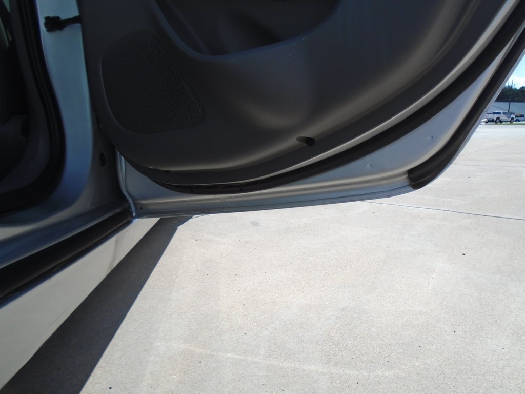 Photo 45 of this CHEVROLET MALIBU