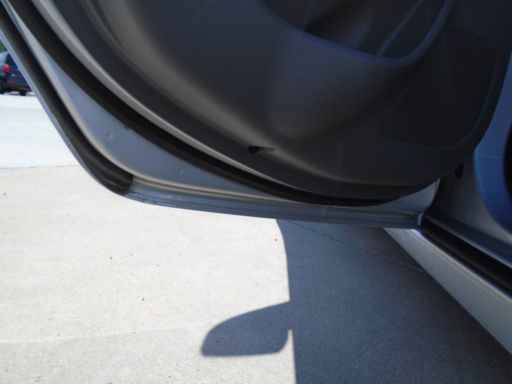 Photo 30 of this CHEVROLET MALIBU