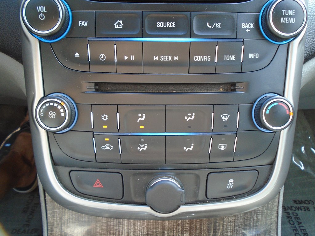 Photo 52 of this CHEVROLET MALIBU
