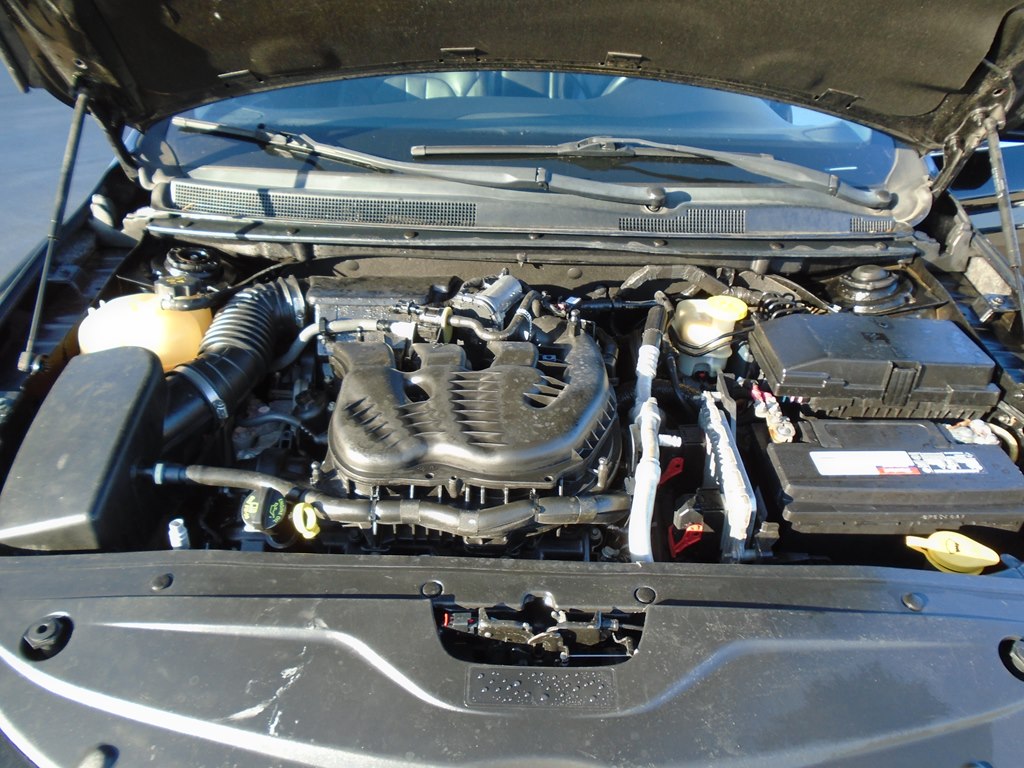 Photo 62 of this CHRYSLER 200