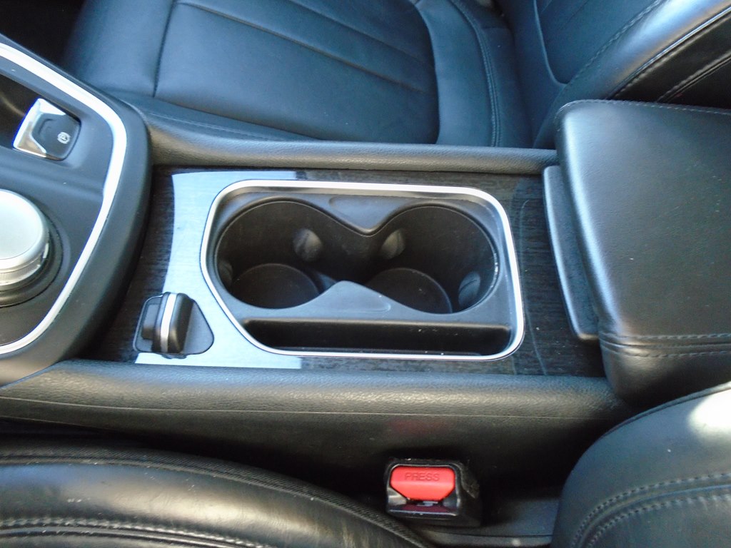 Photo 58 of this CHRYSLER 200