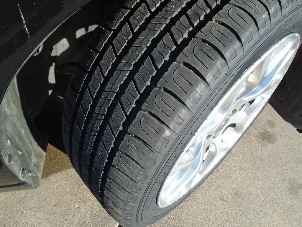 Photo 66 of this CHRYSLER 200