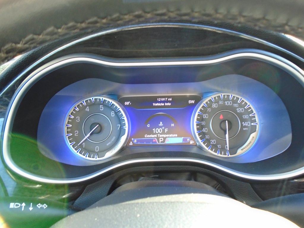 Photo 52 of this CHRYSLER 200