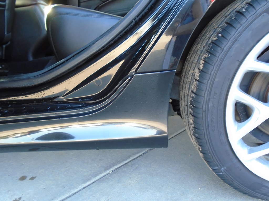 Photo 30 of this CHRYSLER 200