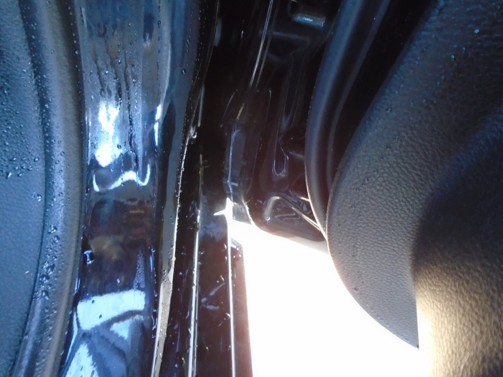 Photo 44 of this CHRYSLER 200