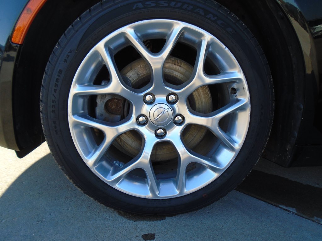 Photo 63 of this CHRYSLER 200