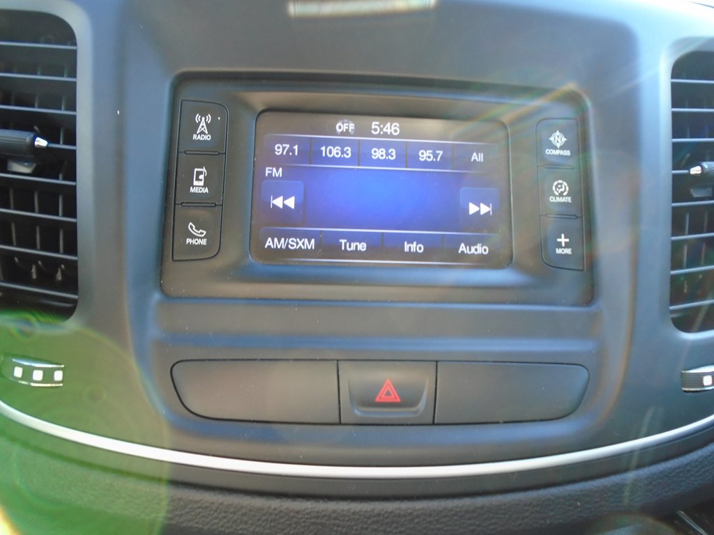 Photo 54 of this CHRYSLER 200