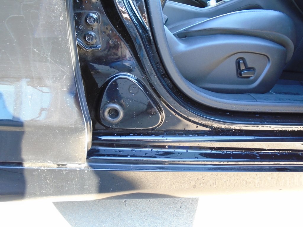 Photo 39 of this CHRYSLER 200