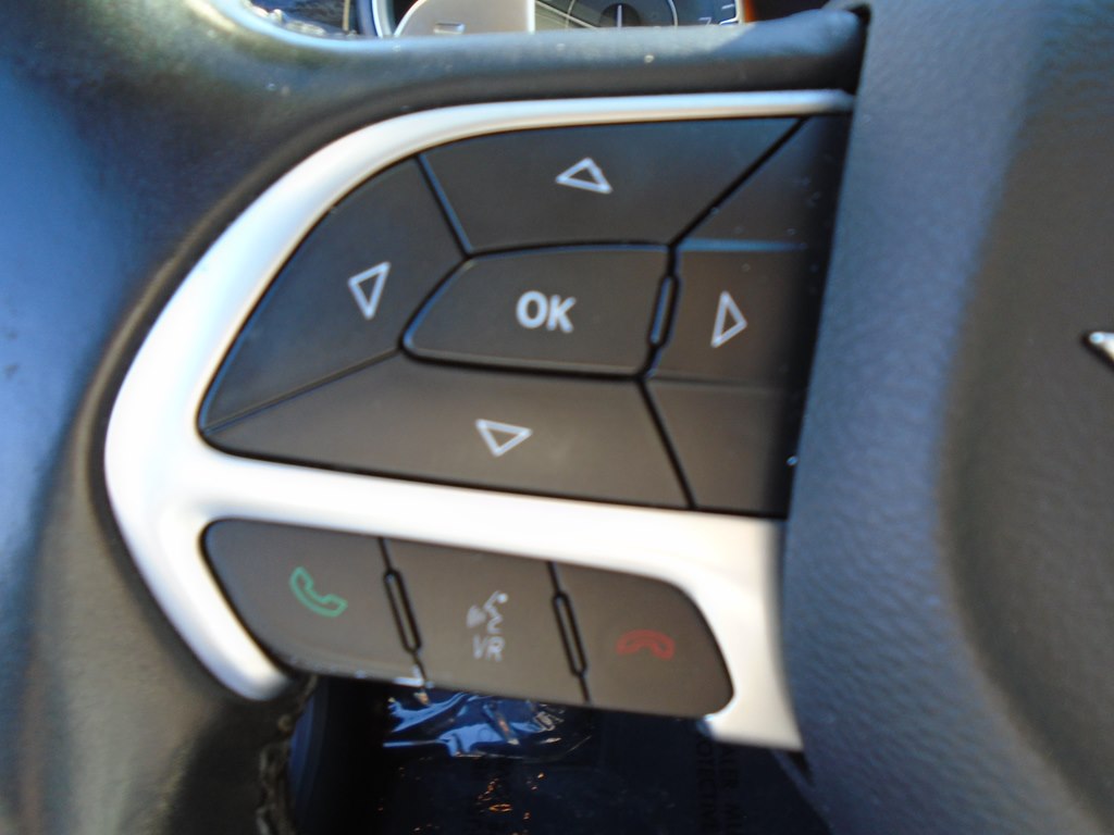 Photo 49 of this CHRYSLER 200
